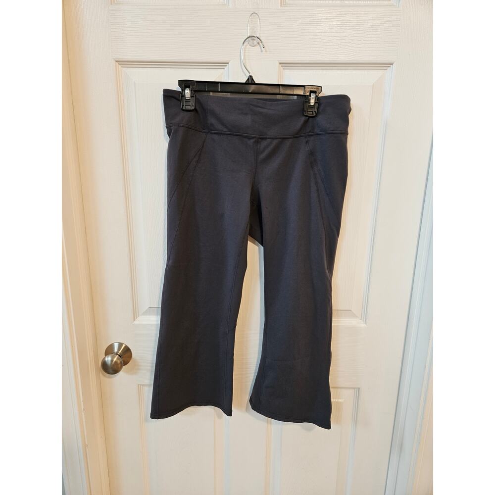 Athleta Womens Size L Gray Cropped Flare Leggings High Rise Yoga Athletic Pants